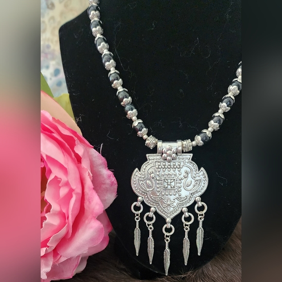 Aztec Necklace - Picture 3 of 7